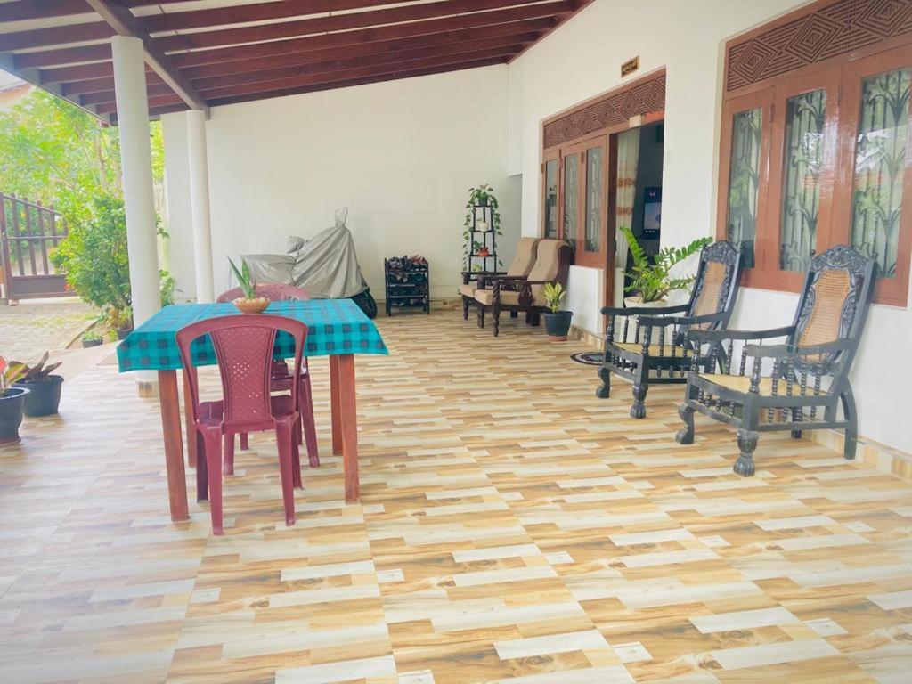 Ameena Homestay Tangalle Εξωτερικό φωτογραφία
