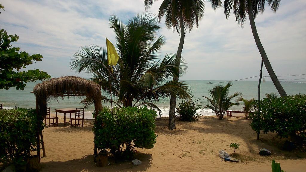 Ameena Homestay Tangalle Εξωτερικό φωτογραφία